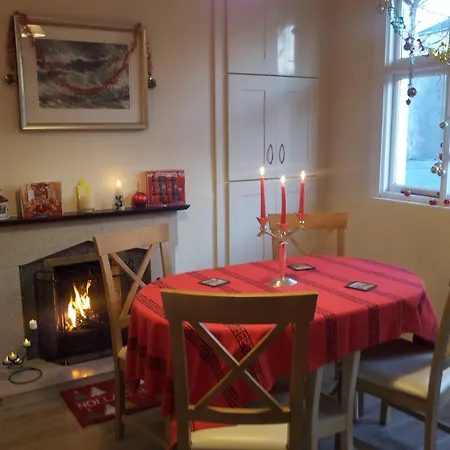 Town House Hébergement de vacances Ennis